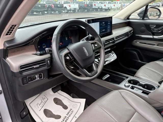 Used 2023 Lincoln Corsair Reserve w/ Equipment Group 201A AWD/4WD image 21
