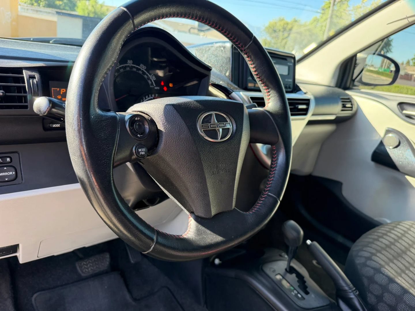Used 2012 Scion iQ w/ Rear Speaker Pkg FWD image 11