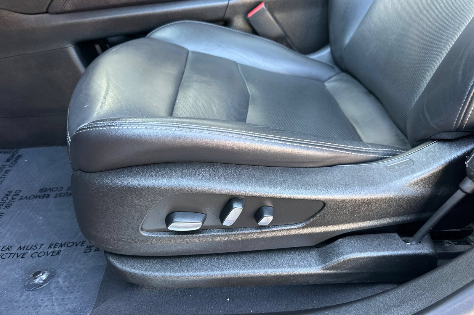 Certified 2023 Cadillac XT5 Premium Luxury w/ Technology Package FWD image 13