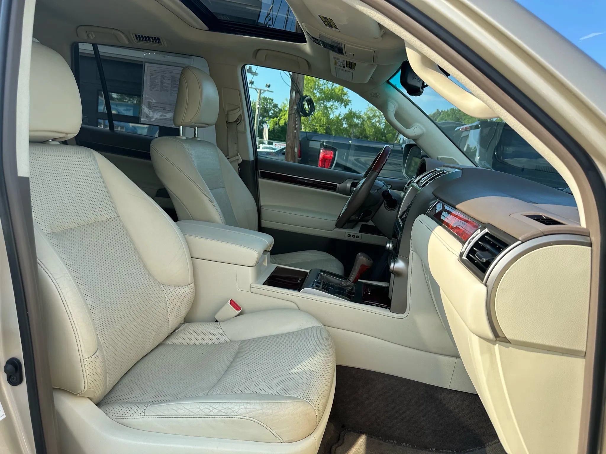 Used 2011 Lexus GX 460 w/ Comfort Plus Pkg AWD/4WD image 27
