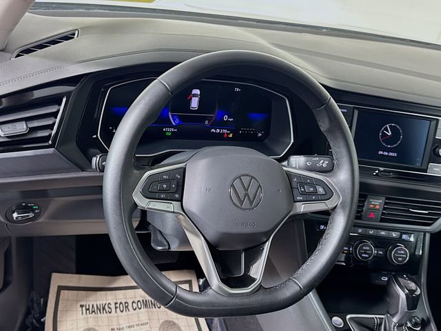 Used 2024 Volkswagen Jetta SE image 10