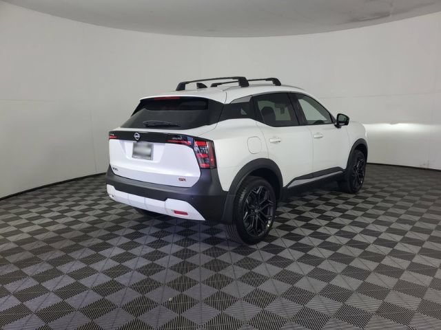 New 2026 Nissan Kicks SR w/ Illumination Package FWD image 4