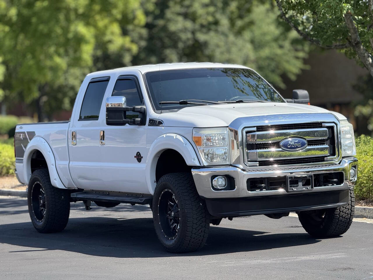 Used 2016 Ford F250 XLT AWD/4WD image 3