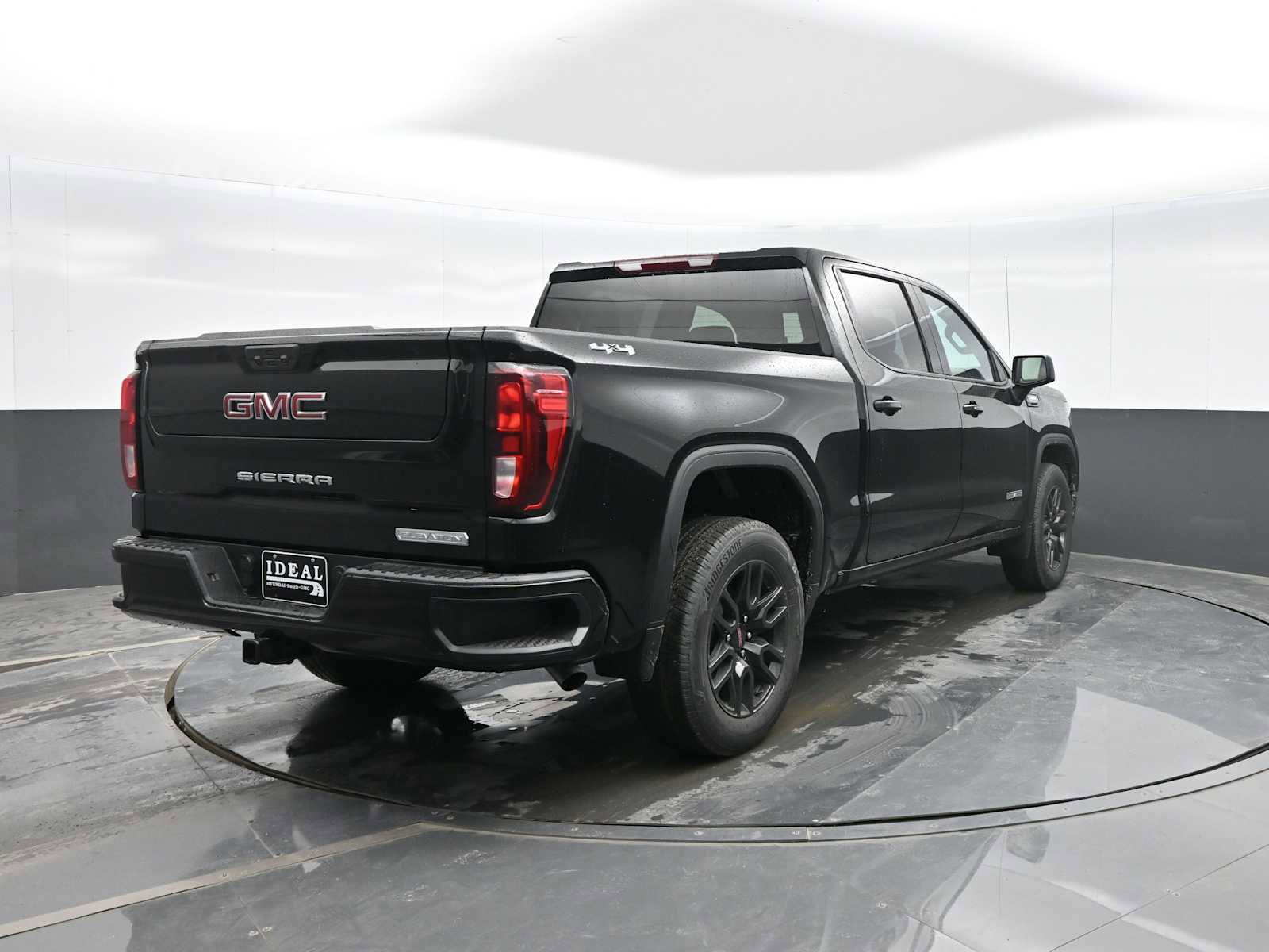 New 2026 GMC Sierra 1500 Elevation image 8
