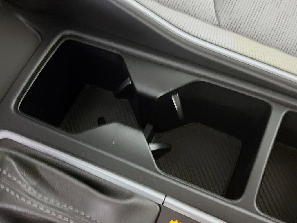 New 2025 Kia Sorento S image 16