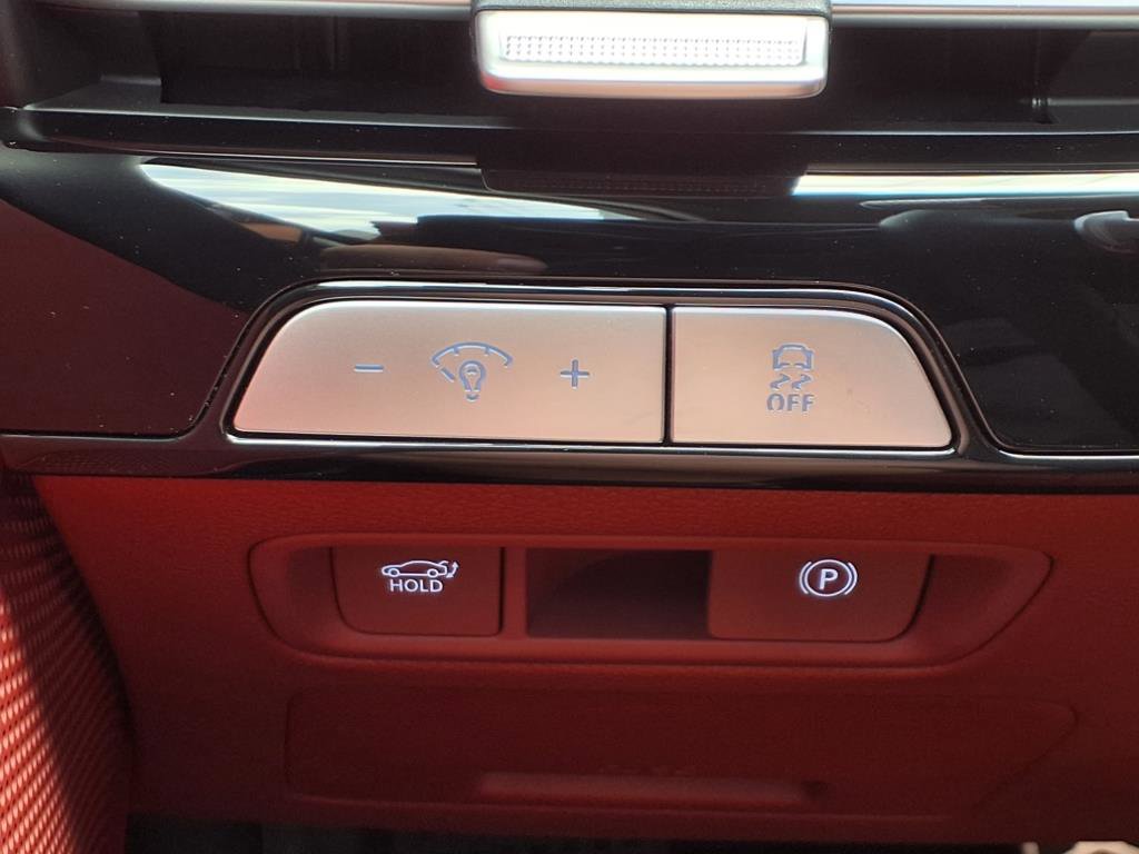 New 2025 Genesis G80 2.5T Sport Prestige image 17