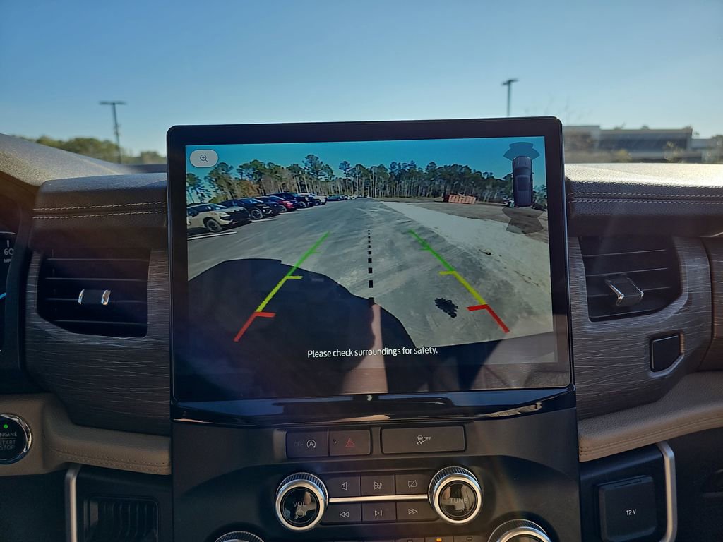 Used 2024 Ford Expedition Limited image 28