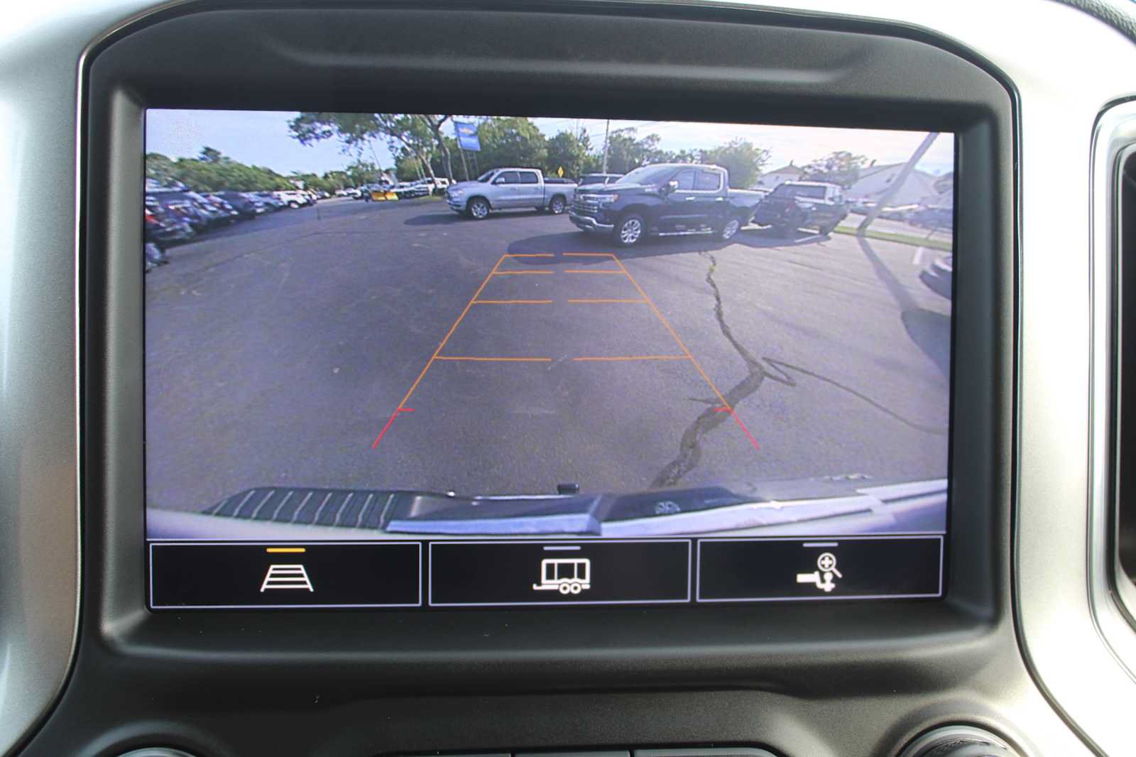 Certified 2021 Chevrolet Silverado 1500 LTZ w/ LTZ Premium Package AWD/4WD image 21
