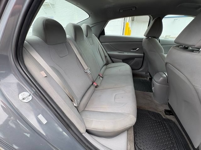 Used 2024 Hyundai Elantra SE FWD image 25