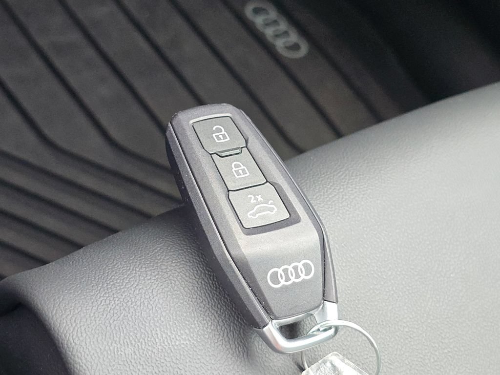 Certified 2025 Audi Q5 Premium w/ Premium Plus AWD/4WD image 42