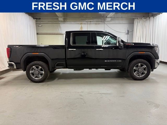 Used 2025 GMC Sierra 3500 SLT AWD/4WD image 3