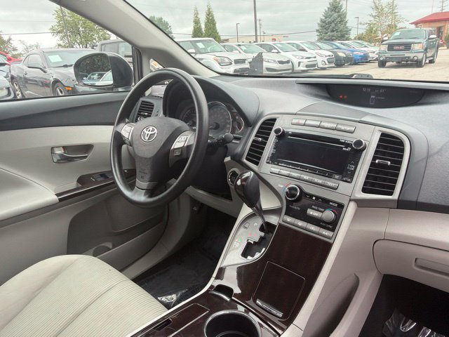 Used 2010 Toyota Venza AWD w/ Convenience Pkg image 29
