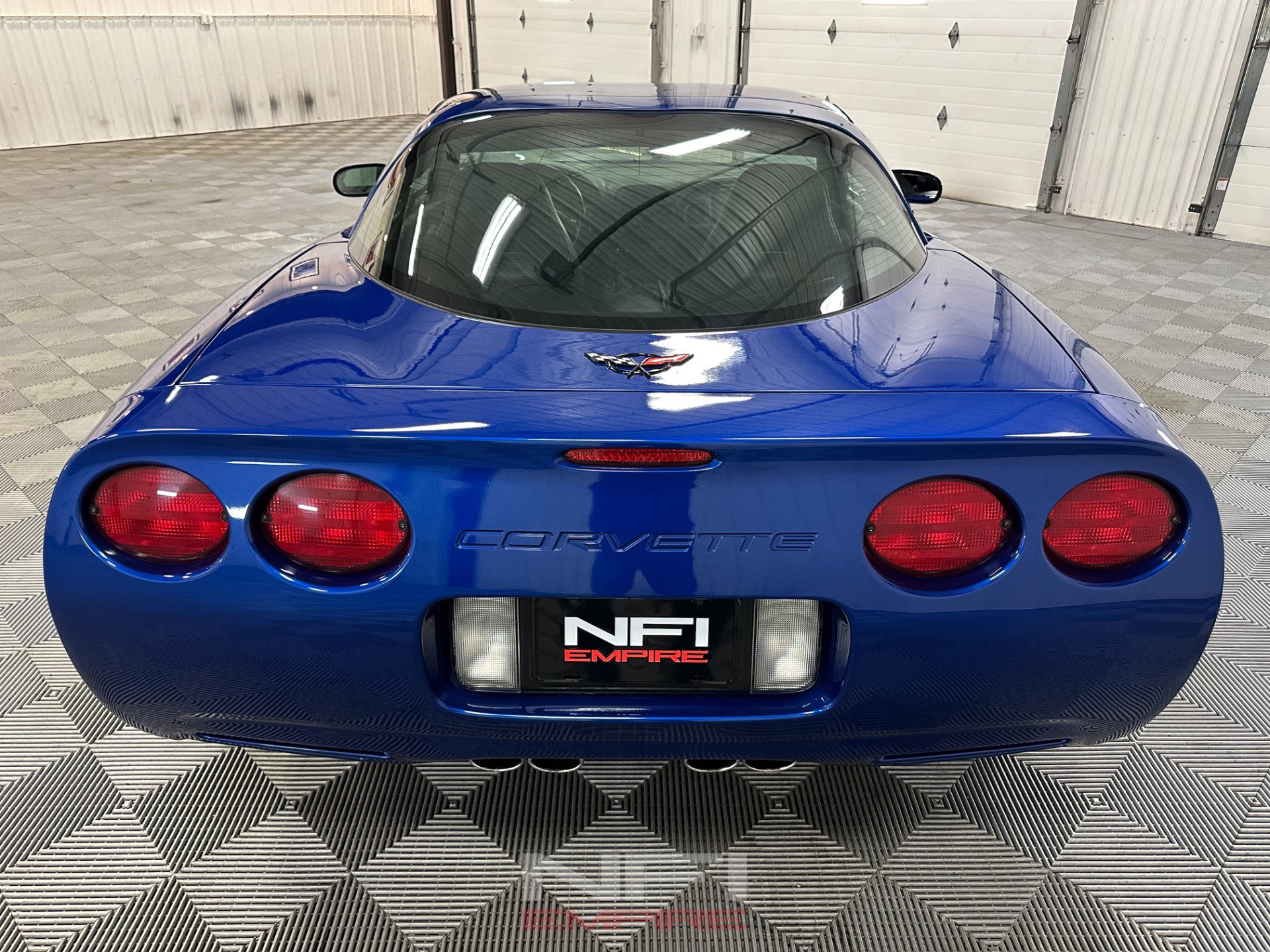 Used 2002 Chevrolet Corvette Coupe w/ Preferred Equipment Group2 RWD image 9