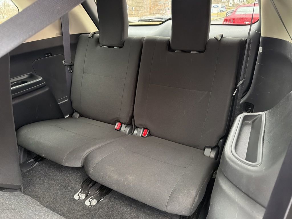 Used 2017 Mitsubishi Outlander ES image 16