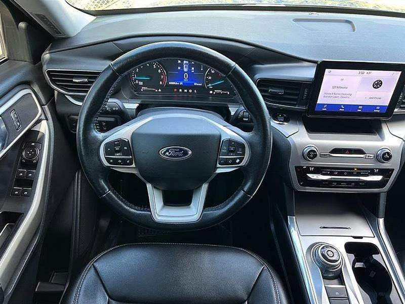 Used 2021 Ford Explorer XLT w/ Equipment Group 202A RWD image 20