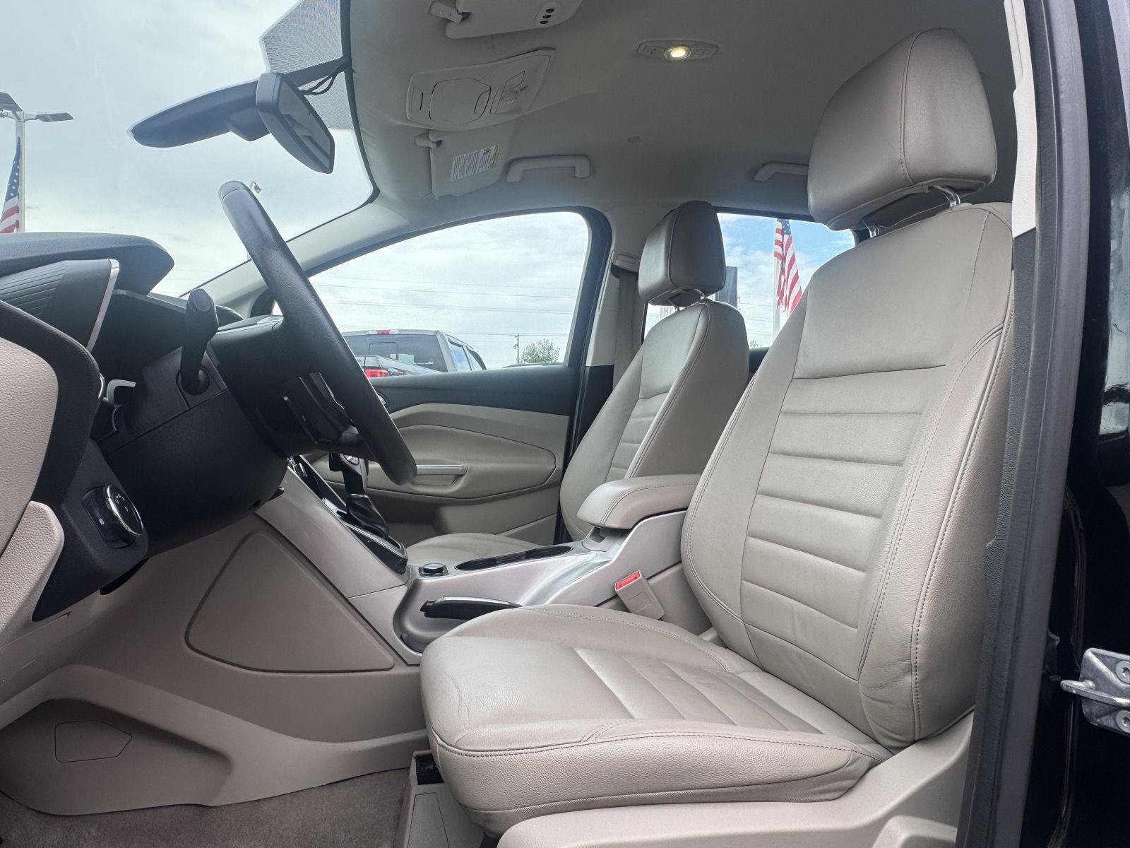 Used 2013 Ford C-MAX Energi SEL FWD image 15