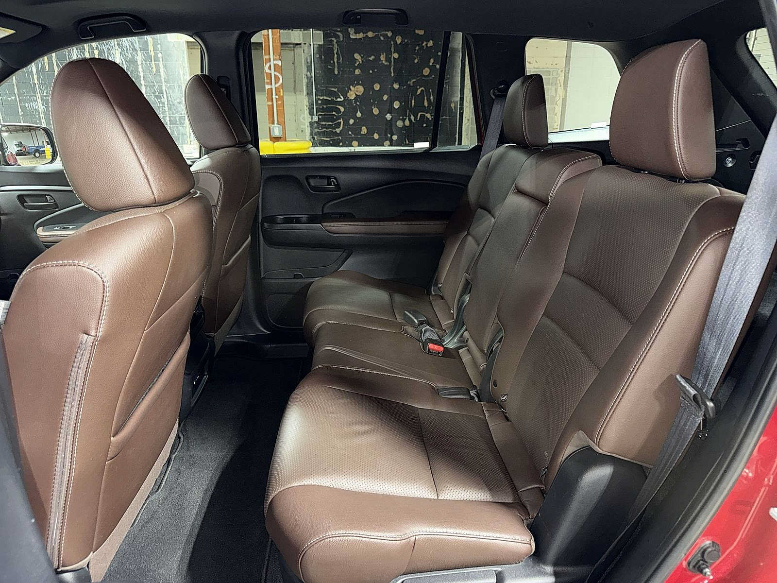 Used 2024 Honda Passport EX-L image 17