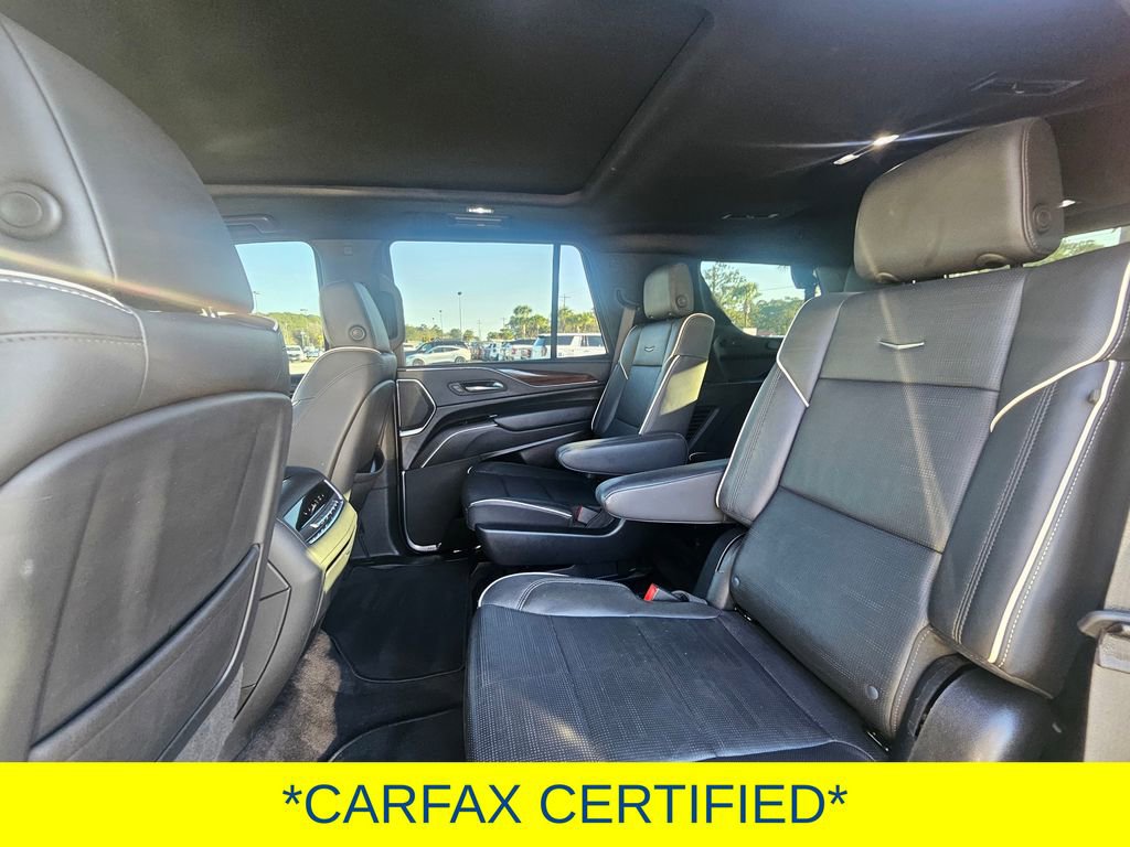 Used 2022 Cadillac Escalade Premium Luxury image 6