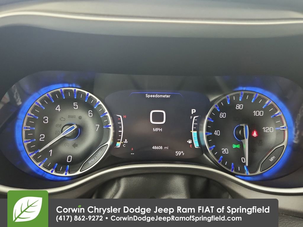 Certified 2024 Chrysler Pacifica Touring-L image 23