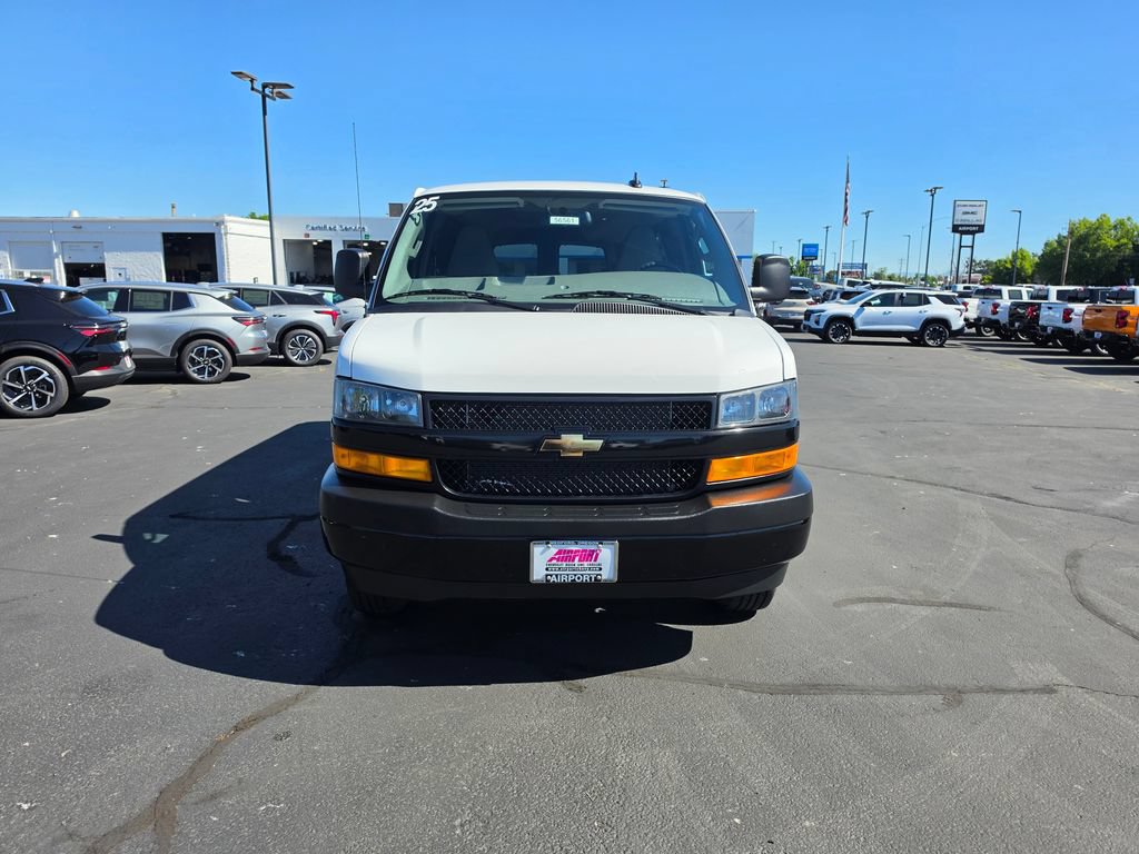 Used 2025 Chevrolet Express 3500 LS RWD image 8