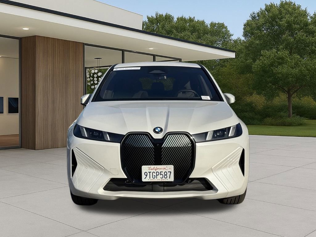 Used 2026 BMW iX xDrive45 w/ Premium Package image 4