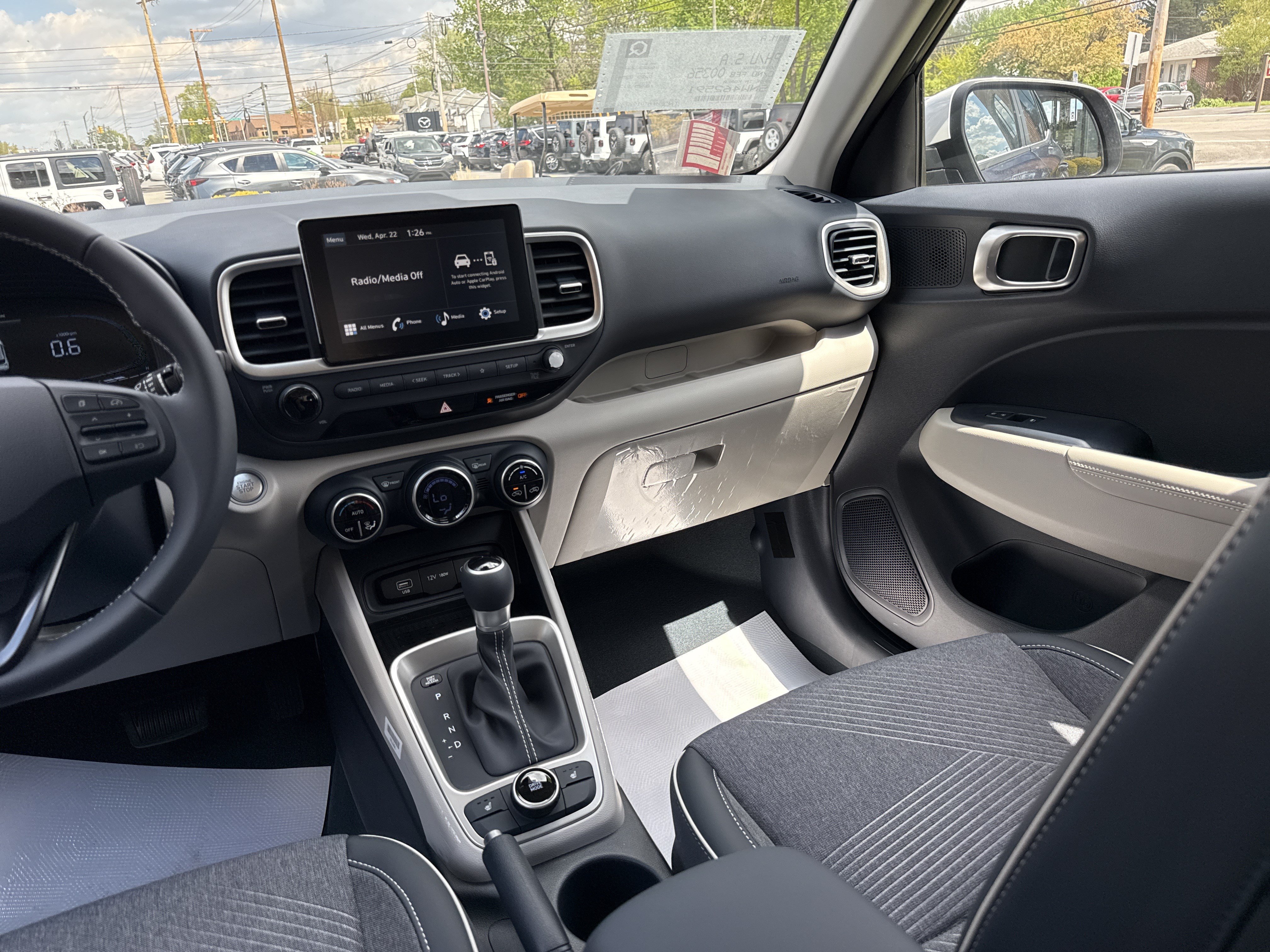 New 2026 Hyundai Venue SEL FWD image 22