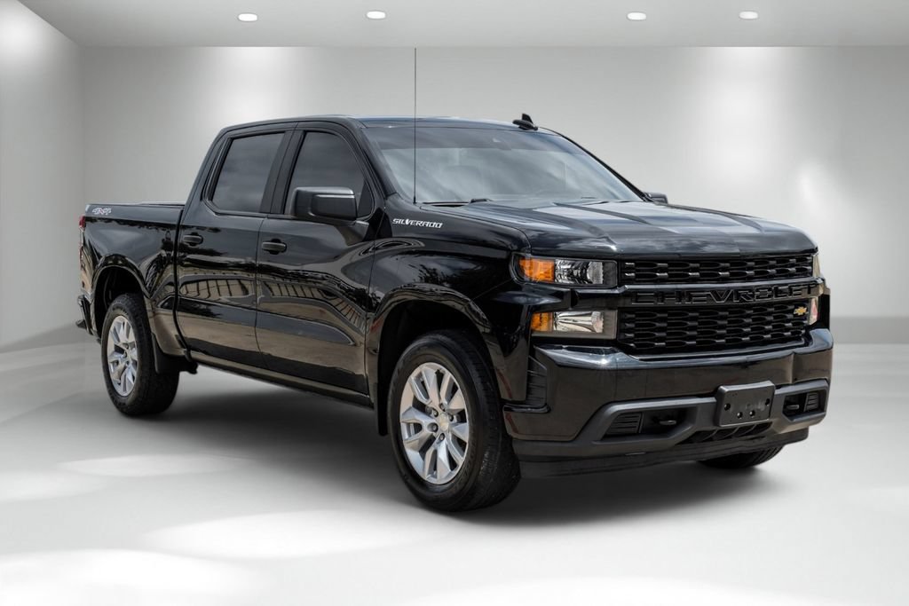 Used 2022 Chevrolet Silverado 1500 Custom w/ Safety Confidence Package AWD/4WD image 5