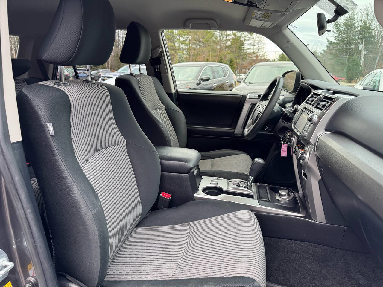 Used 2015 Toyota 4Runner SR5 image 23