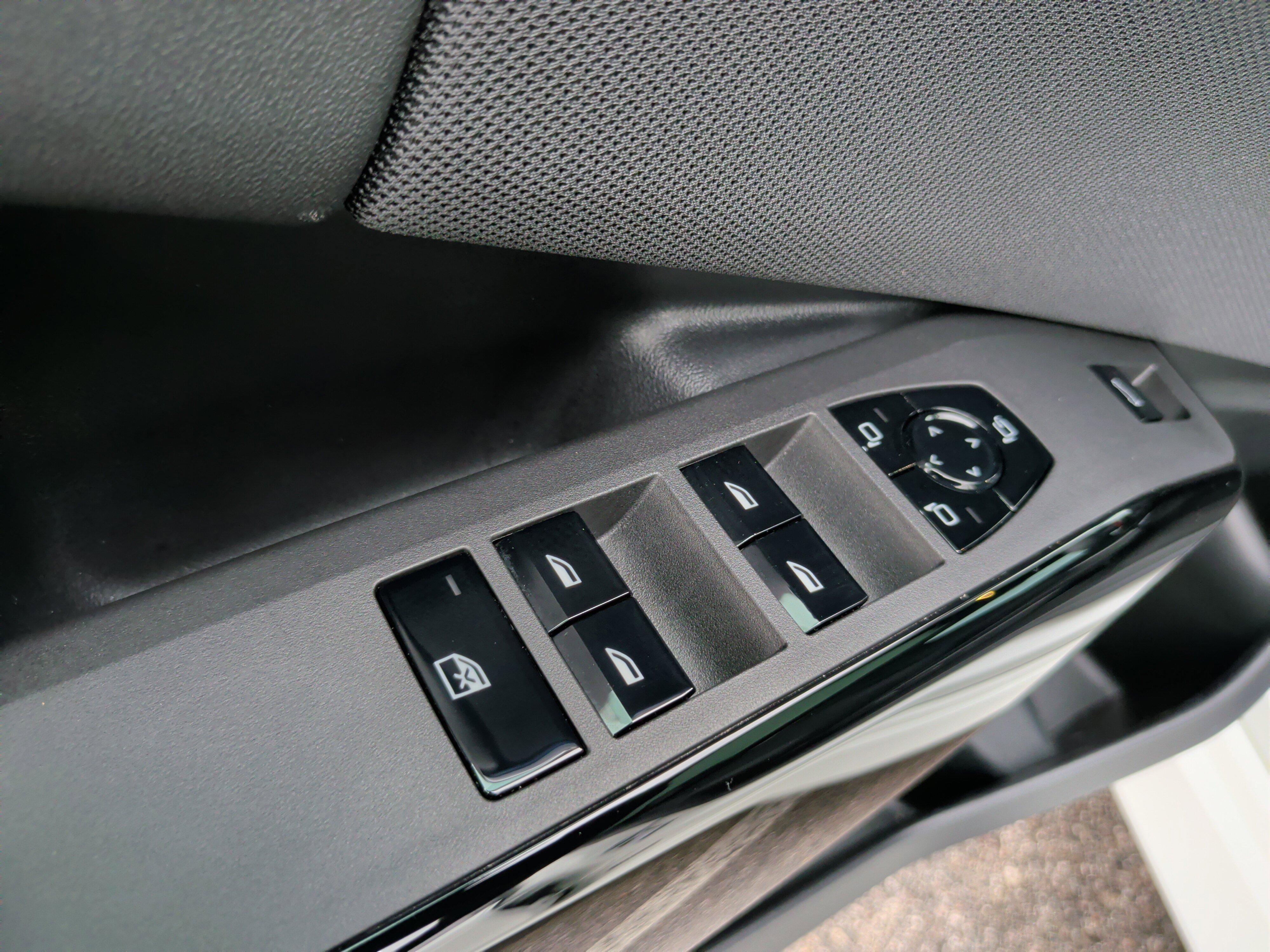 Certified 2025 BMW X3 M50 w/ Premium Package image 28