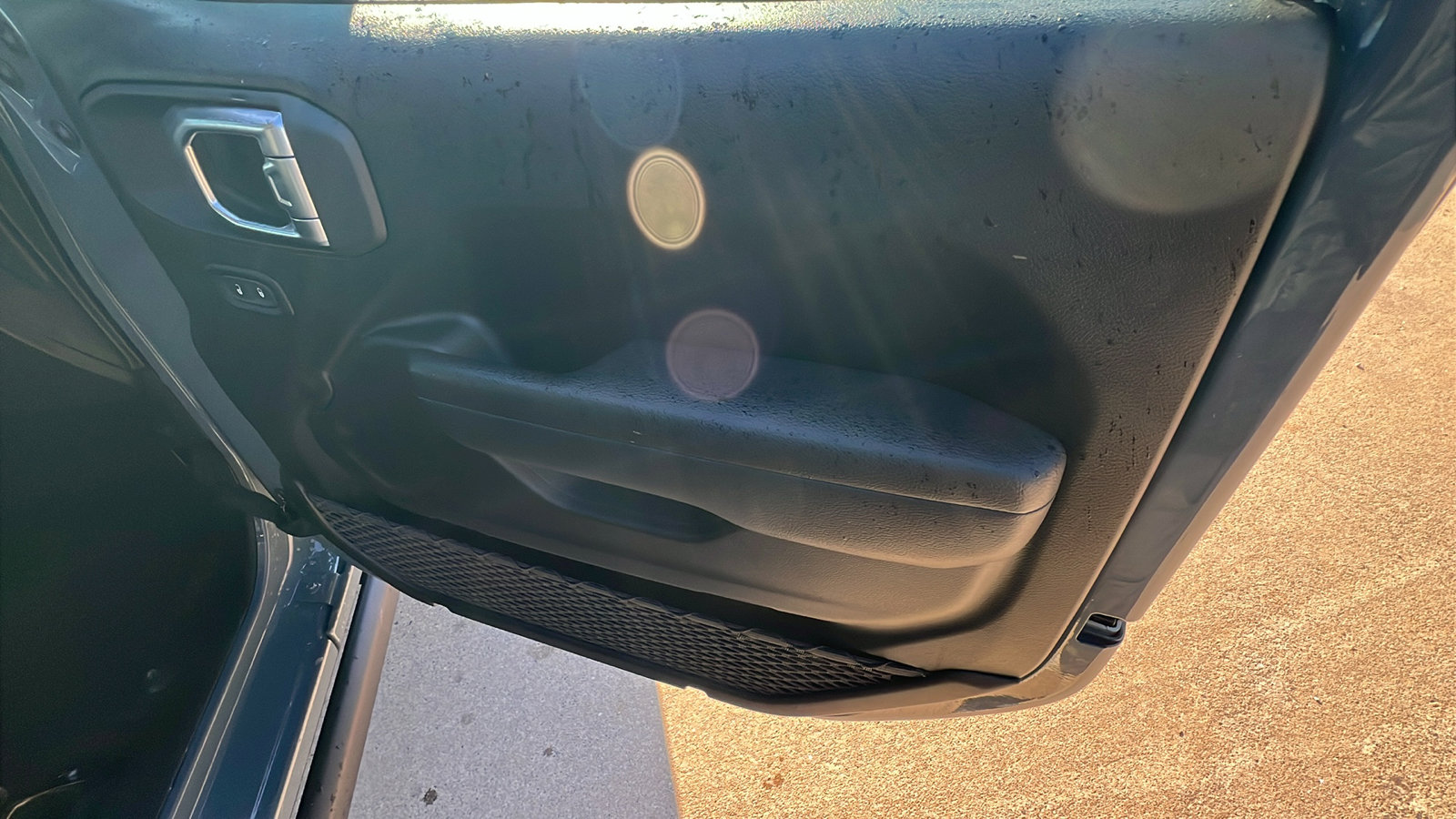 Used 2025 Jeep Wrangler Unlimited Rubicon 4xe w/ Convenience Group image 18