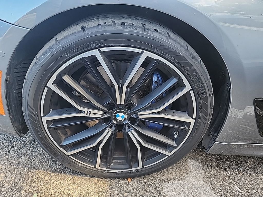 Certified 2022 BMW 540i xDrive AWD/4WD image 3
