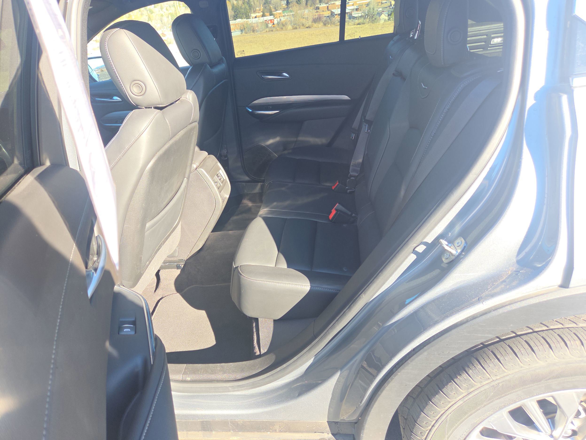 Used 2024 Cadillac XT4 Premium Luxury AWD/4WD image 10