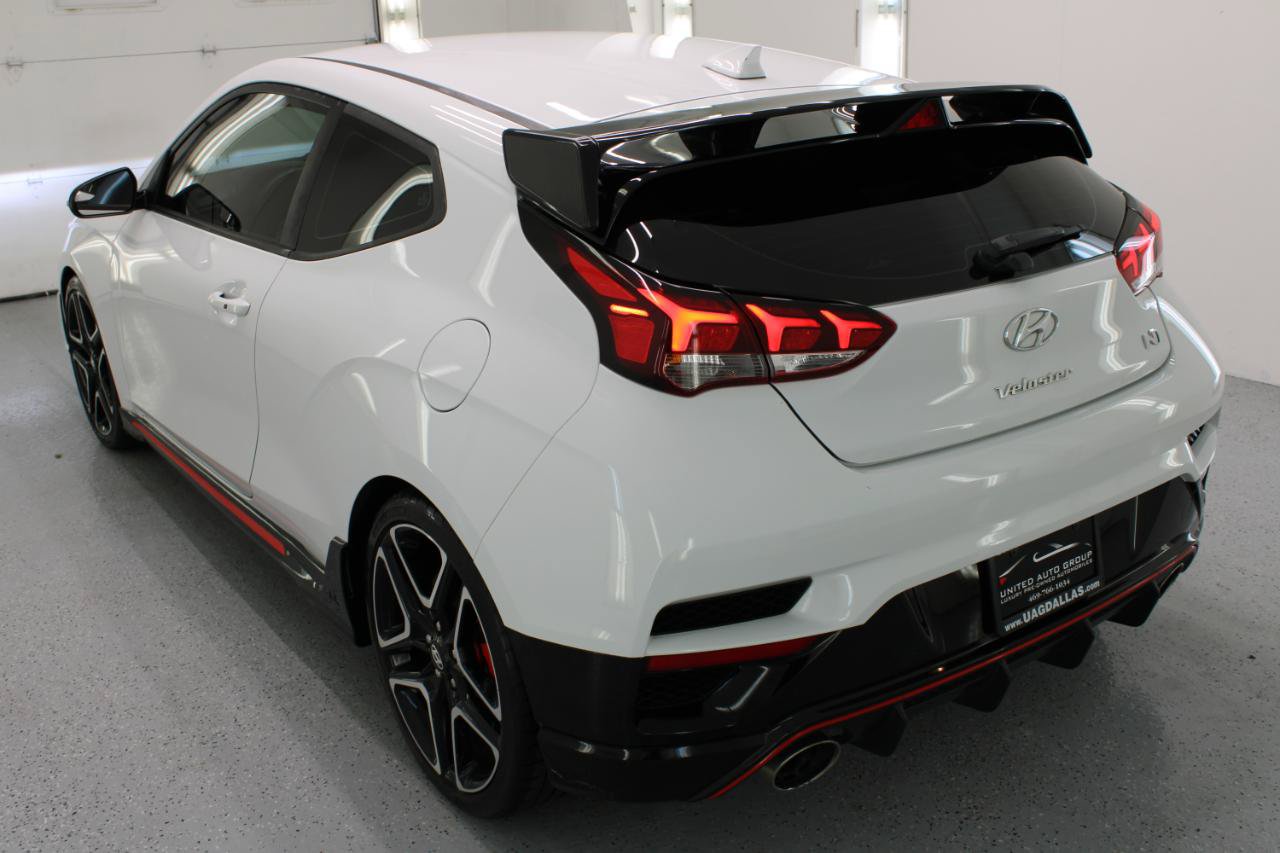 Used 2020 Hyundai Veloster N w/ Performance Package FWD image 8