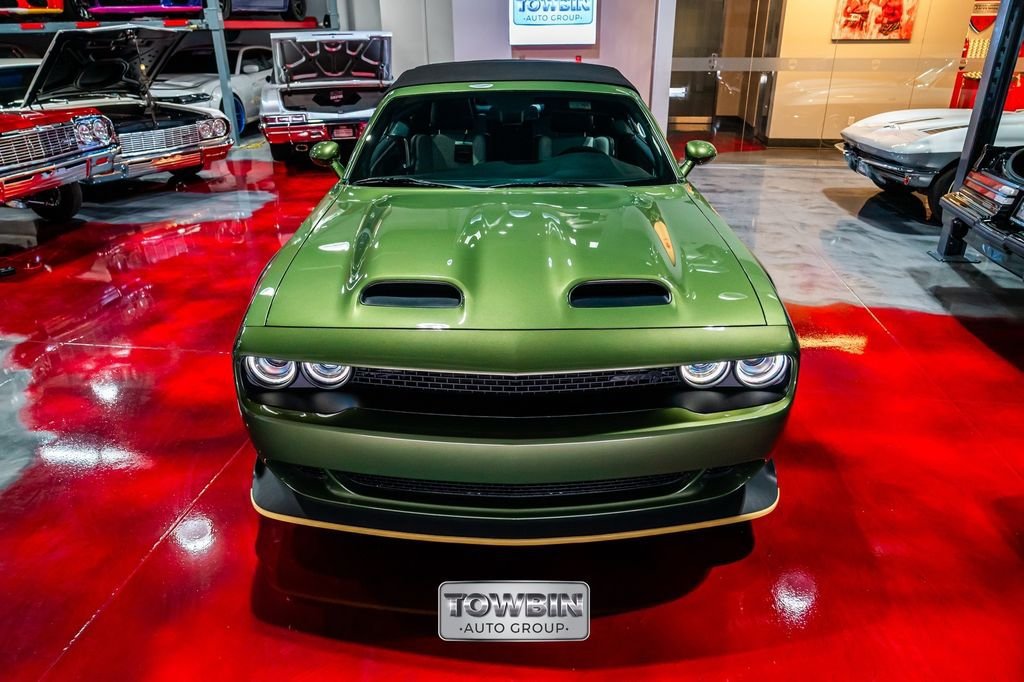 Used 2023 Dodge Challenger SRT Hellcat RWD image 5