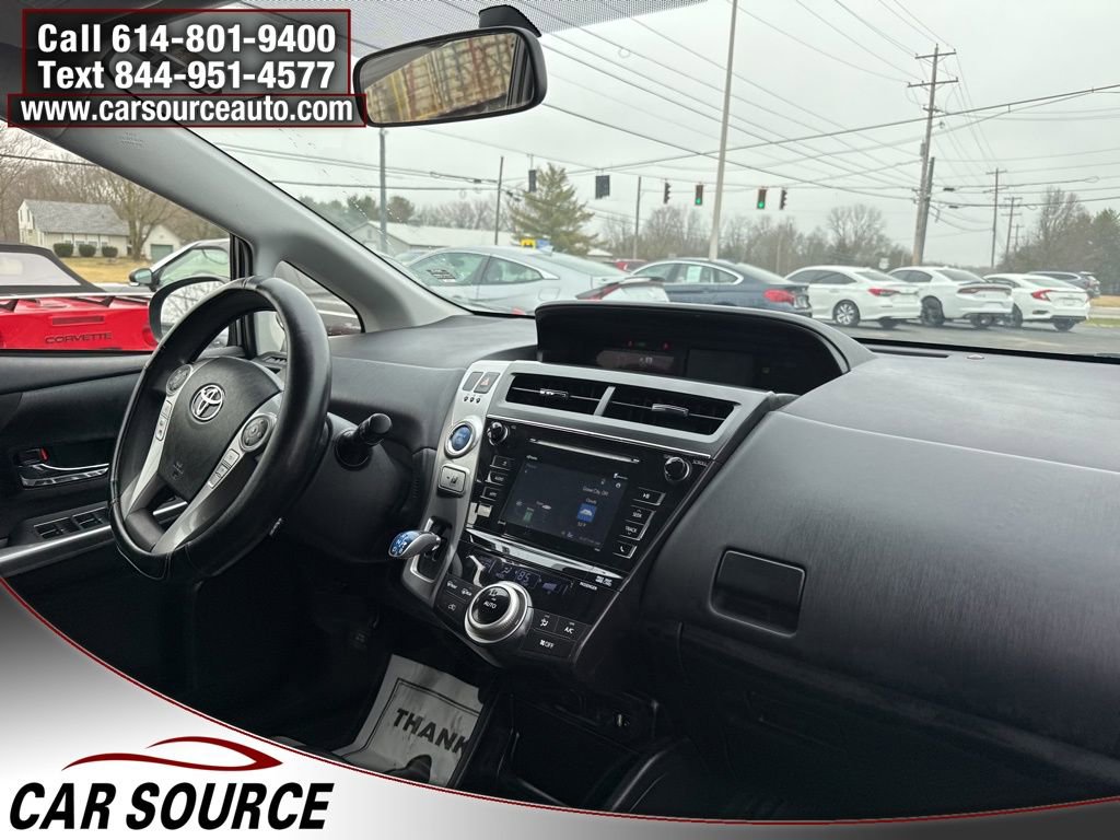 Used 2017 Toyota Prius V Three image 30