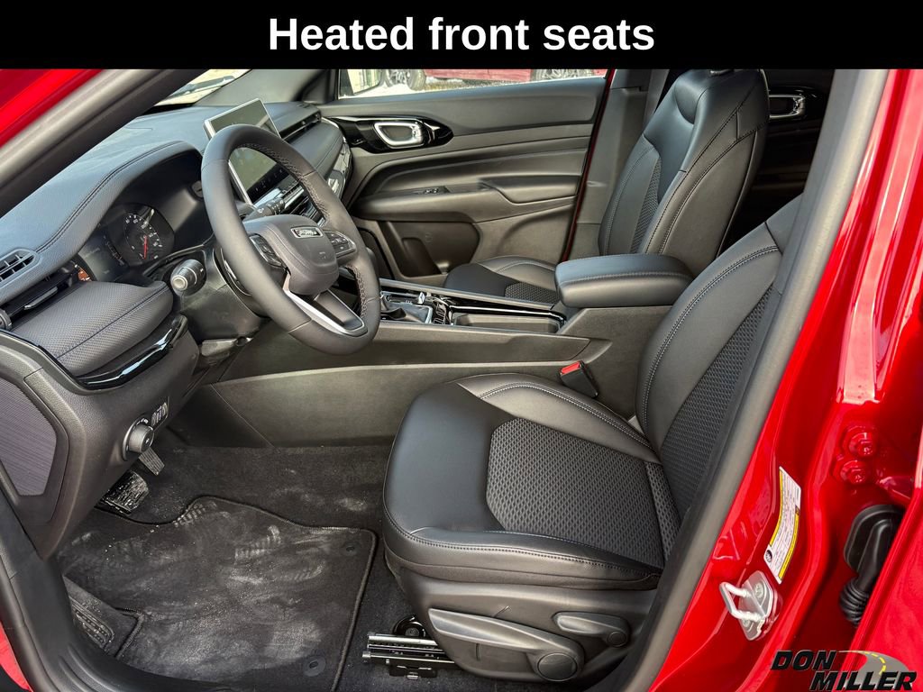 New 2026 Jeep Compass Latitude image 11