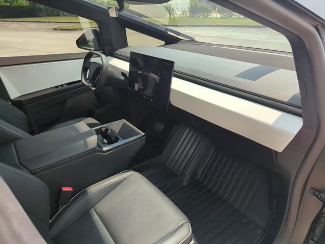 Used 2024 Tesla Cybertruck AWD Crew Cab image 25