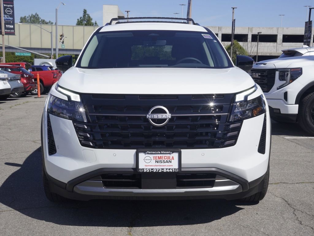 New 2026 Nissan Pathfinder SL image 6