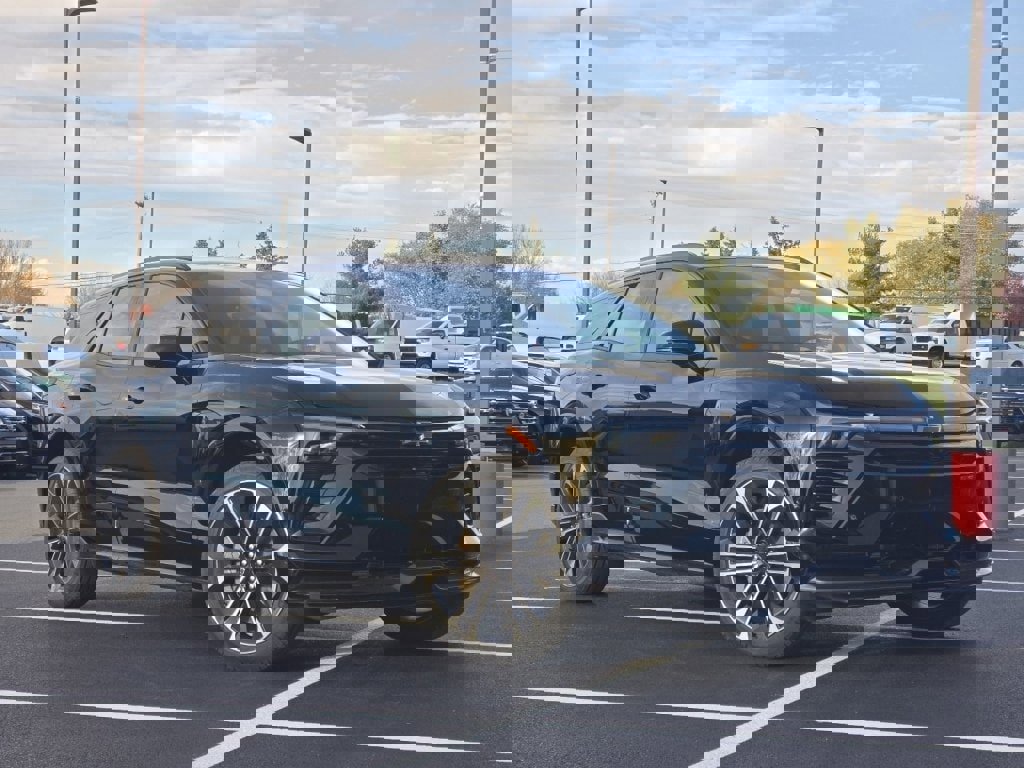 New 2026 Chevrolet Blazer EV SS image 2