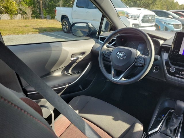 Used 2023 Toyota Corolla SE image 7