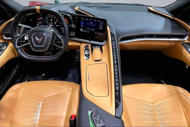 Used 2021 Chevrolet Corvette Stingray Premium Cpe w/ Z51 Performance Package RWD image 16