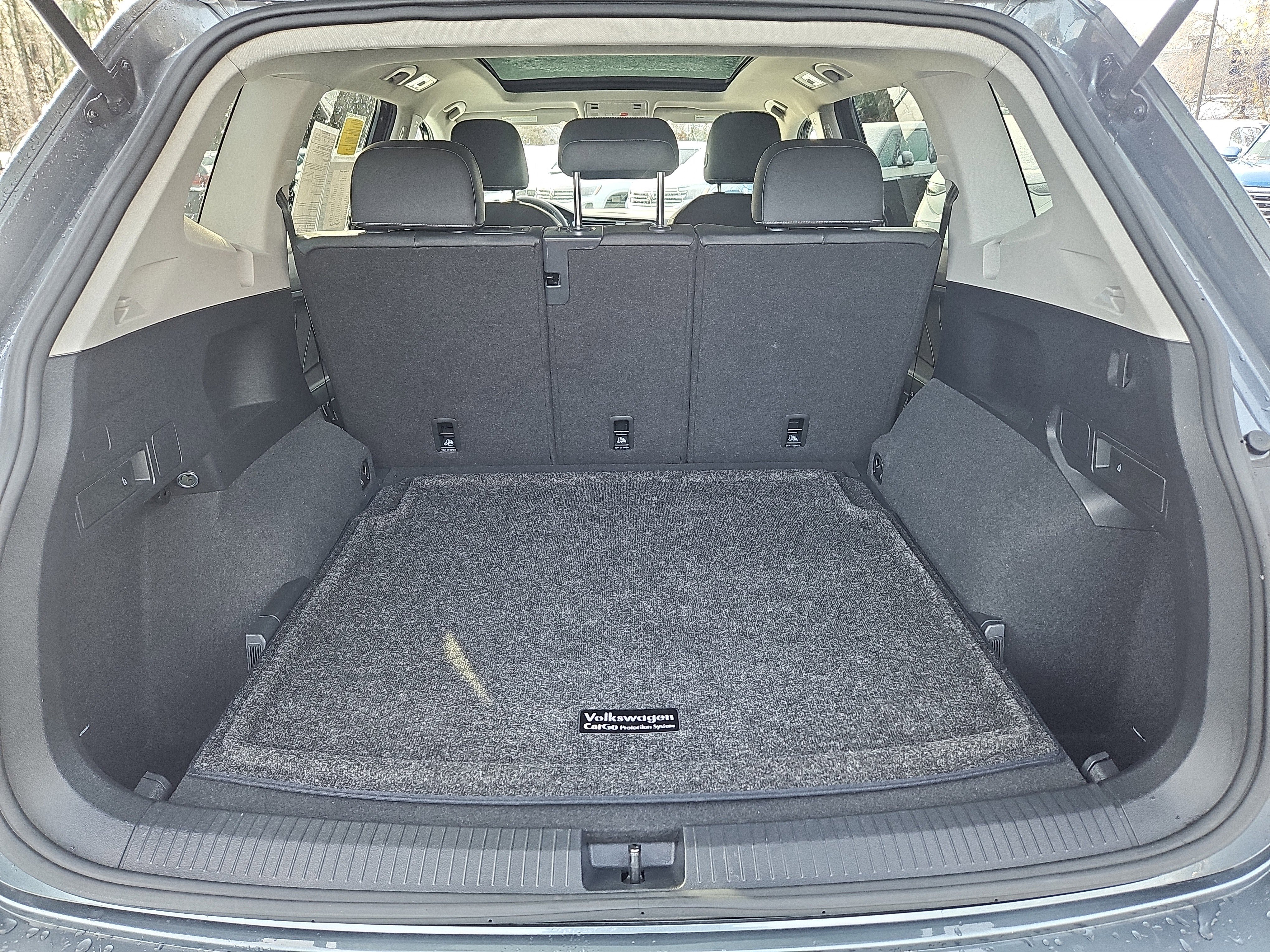 Certified 2023 Volkswagen Tiguan SE w/ Panoramic Sunroof Package image 30