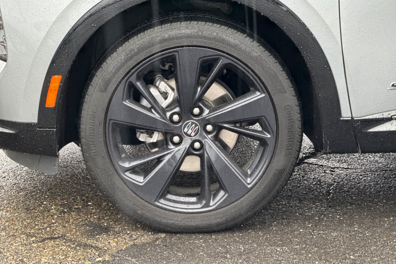 Used 2025 Buick Envision Sport Touring AWD/4WD image 32