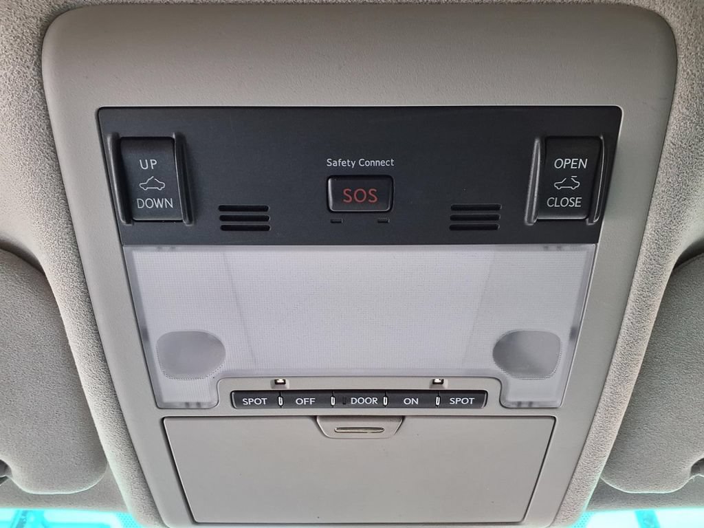 Used 2013 Lexus LS 460 w/ Comfort Pkg RWD image 25