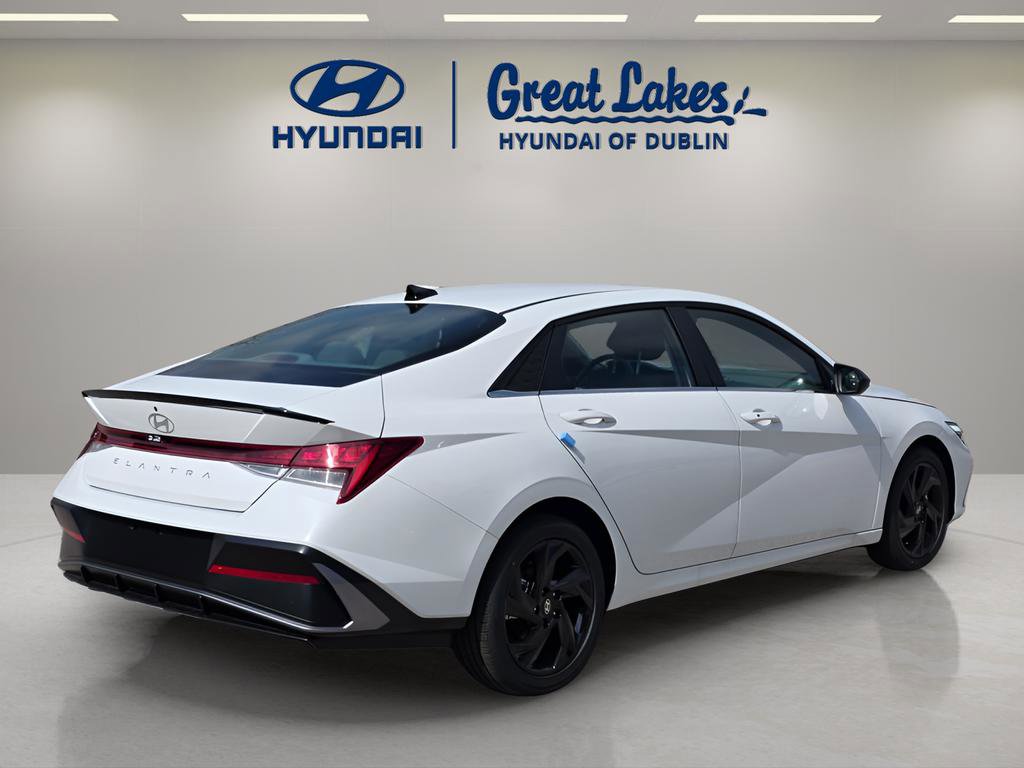 New 2026 Hyundai Elantra SEL Sport image 5