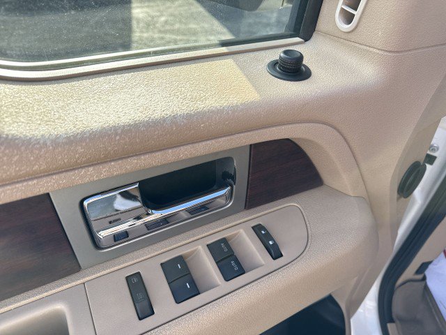 Used 2014 Ford F150 King Ranch w/ King Ranch Luxury Package image 15