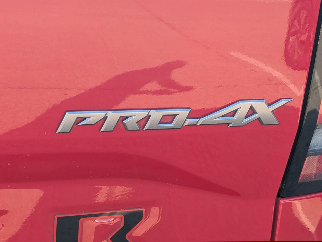 Certified 2023 Nissan Frontier PRO-4X w/ Pro-4X Premium Package AWD/4WD image 8