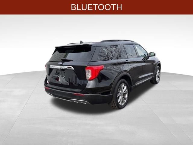 Used 2022 Ford Explorer XLT w/ Equipment Group 202A image 7