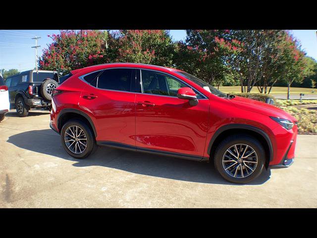 Certified 2023 Lexus NX 250 FWD w/ Towing Package (2000 Lbs) image 9