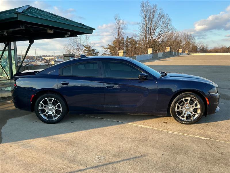Used 2016 Dodge Charger SXT w/ AWD Premium Group image 8